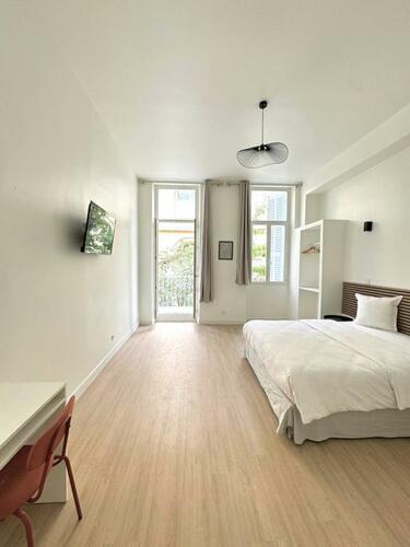 Chambres confortables avec balcon en plein centre-ville de Marseille, hôtel Maison Senac